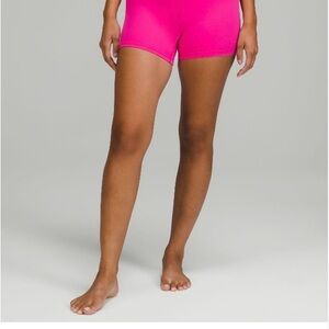 Lululemon Align High Rise Short 4” (Sonic Pink)